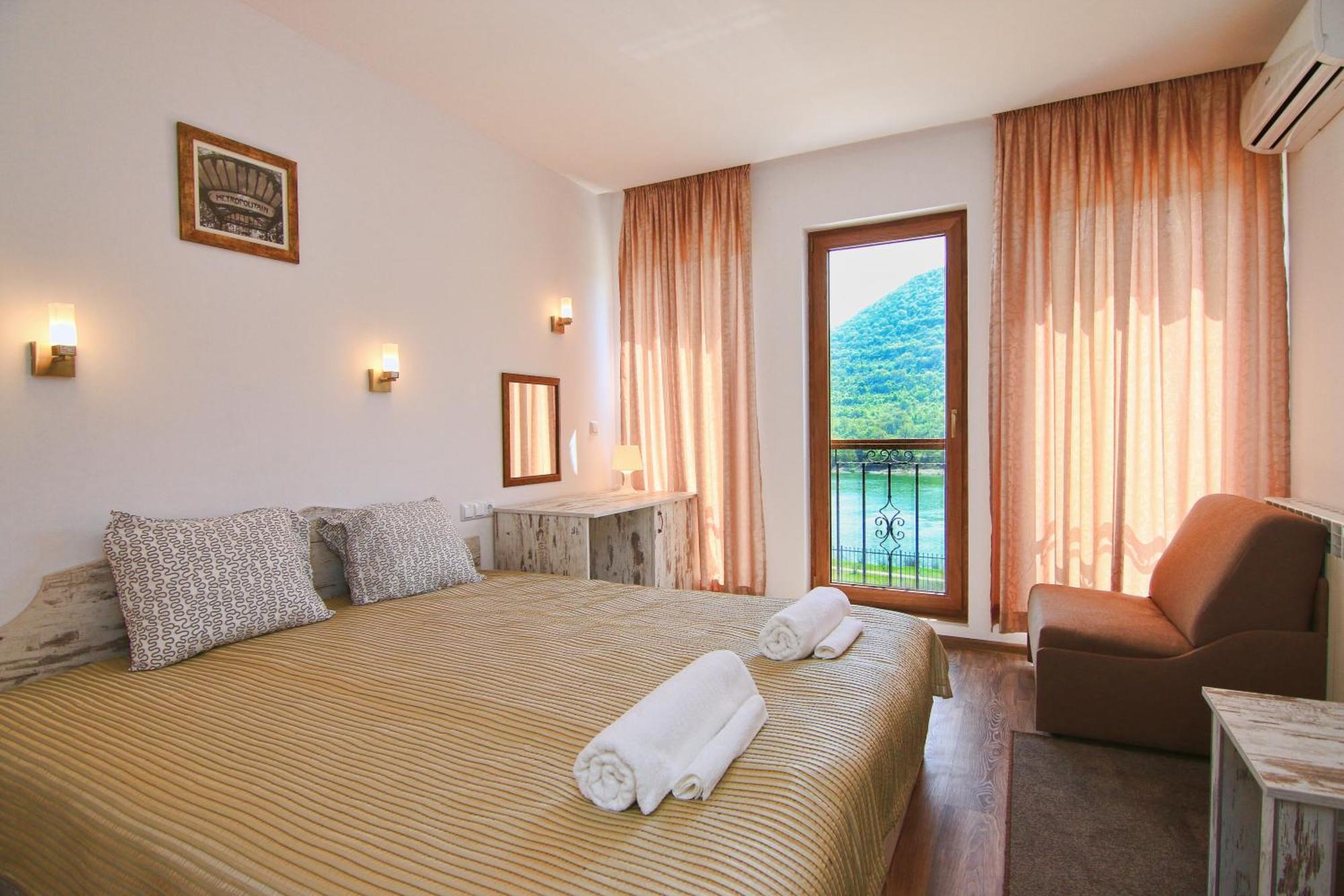 Eco House Kitana Hotel Аспарухово Екстериор снимка