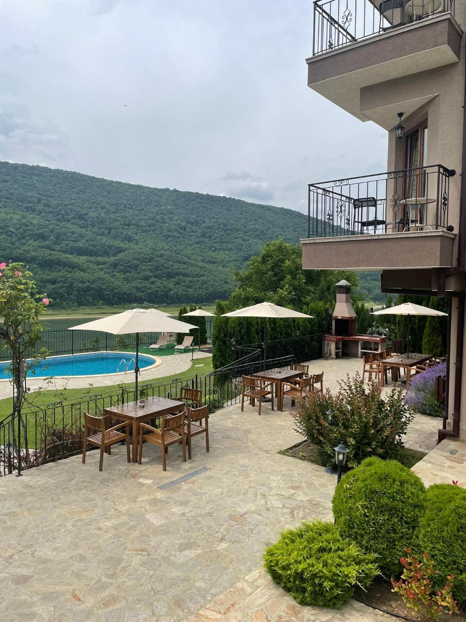 Eco House Kitana Hotel Аспарухово Екстериор снимка