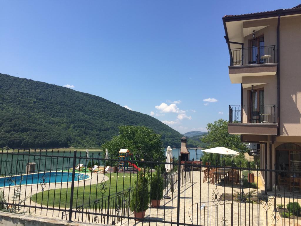 Eco House Kitana Hotel Аспарухово Екстериор снимка