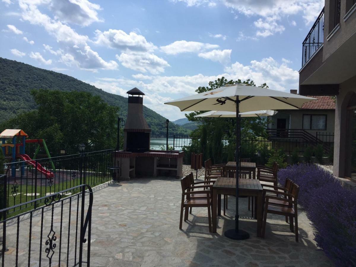 Eco House Kitana Hotel Аспарухово Екстериор снимка